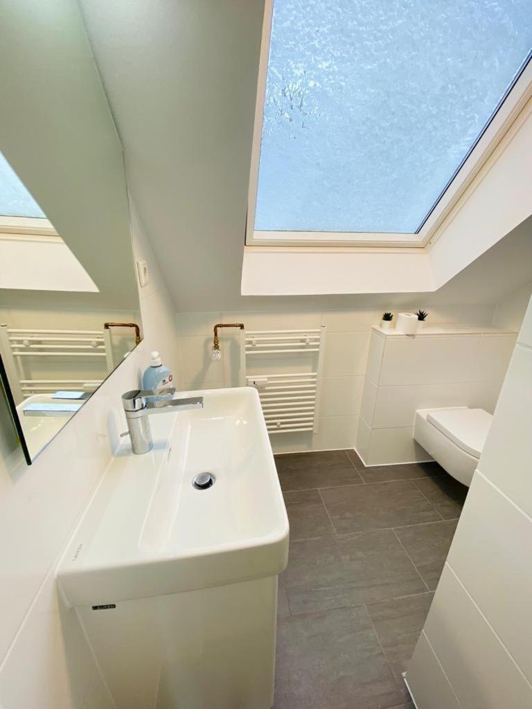 Cute Apartment - Detmold City Center - Large Kitchen, Bath, South Facing Balcony - Free Parking And Wifi エクステリア 写真